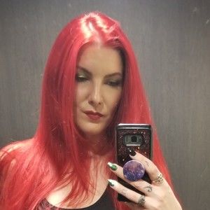 Meet your Posher, Posh